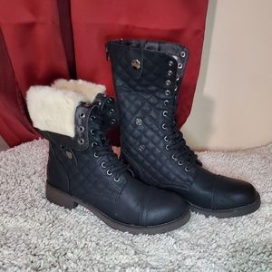 SM New York Women's Fireside Boots Black Size 6.5 NIB